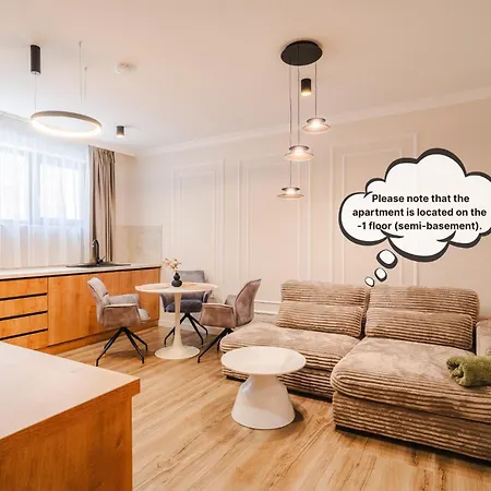 Chic 1br With Office - Calm, Cool & Connected Apartment Cluj-Napoca