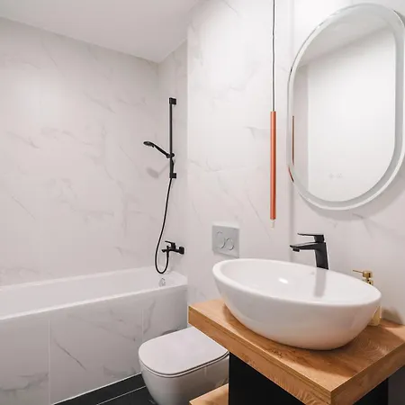 Chic 1br With Office - Calm, Cool & Connected Apartman