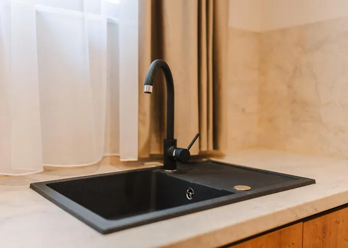 Chic 1br With Office - Calm, Cool & Connected * Cluj-Napoca