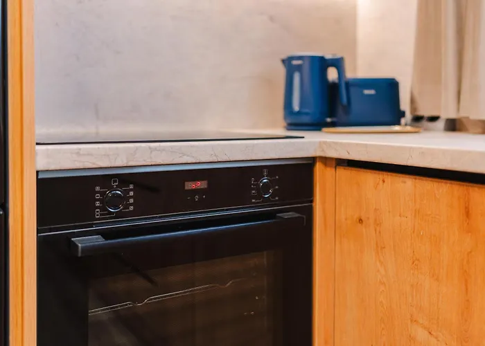 Chic 1br With Office - Calm, Cool & Connected * Cluj-Napoca