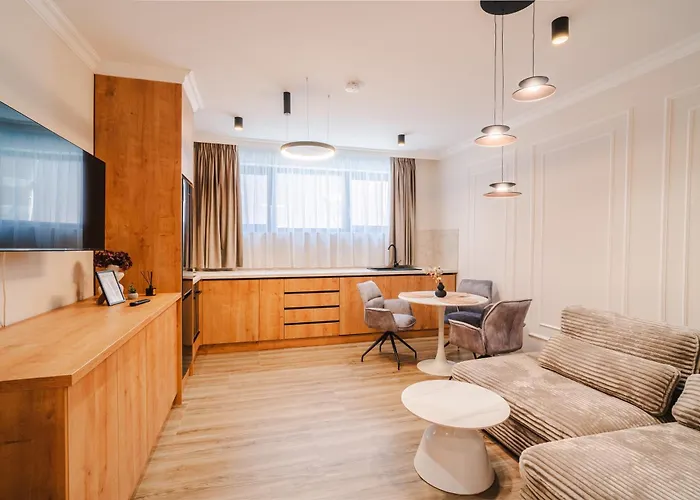 Chic 1br With Office - Calm, Cool & Connected Apartament *